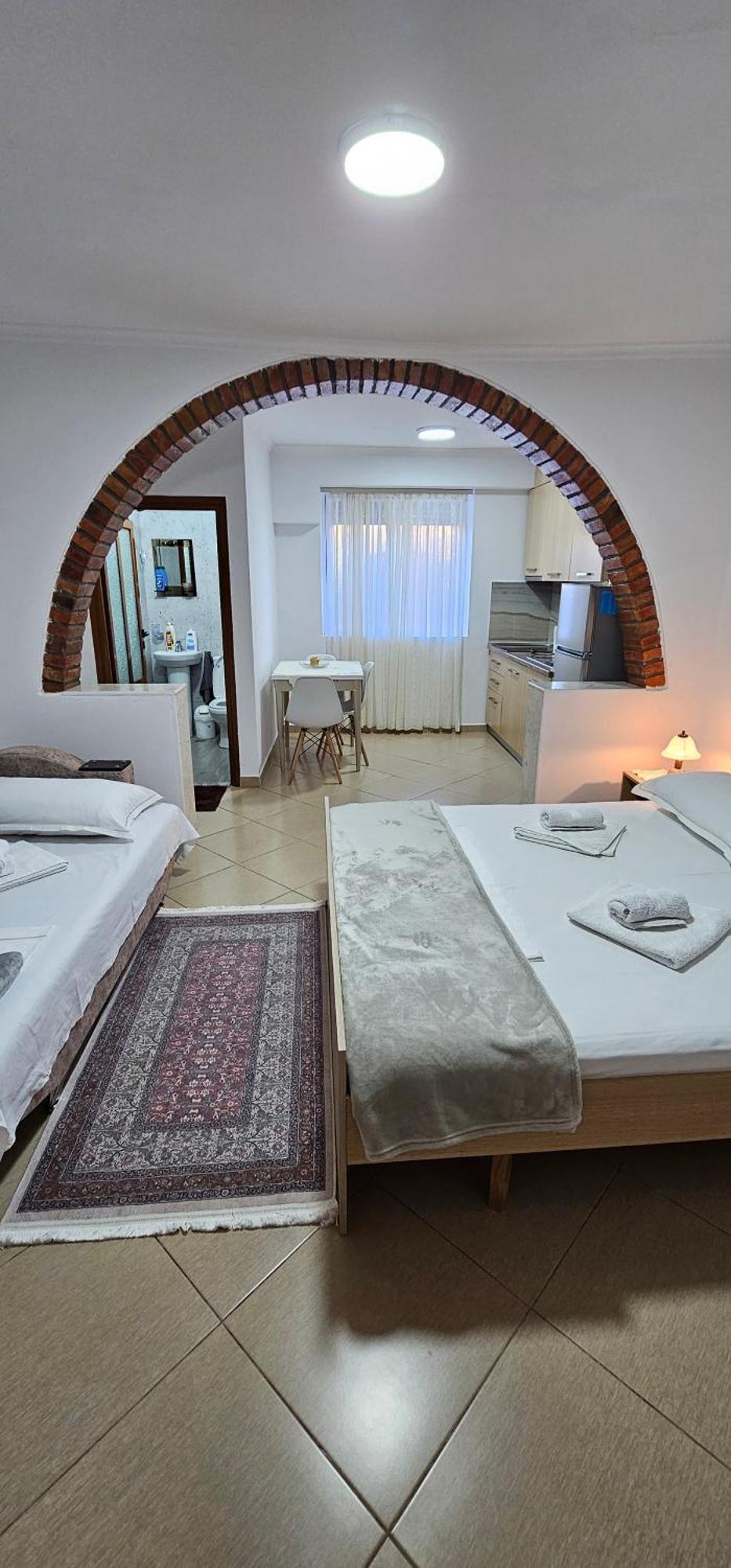Aliaj Guest House Berat Exterior foto